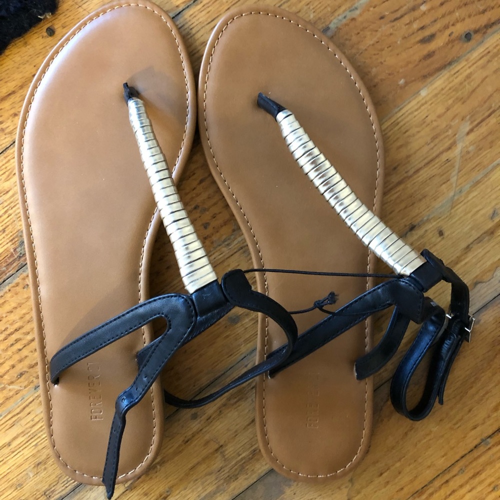 Forever 21 size 8 women’s sandals
